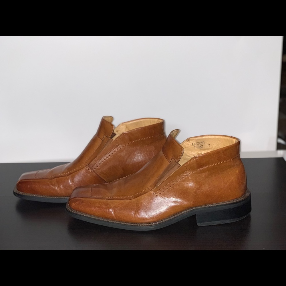 Brown men’s shoes